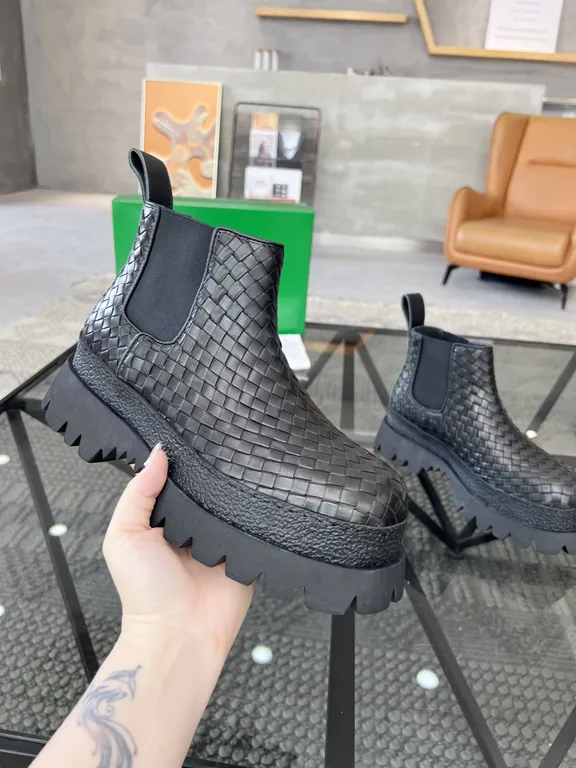 Bottega Veneta Shoe 